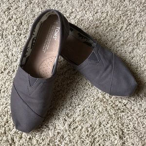 TOMS shoes